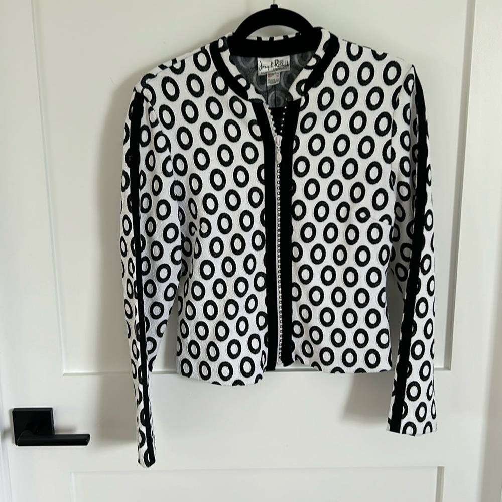 Joseph Ribkoff Black and white stretchy jacket with blingy zipper